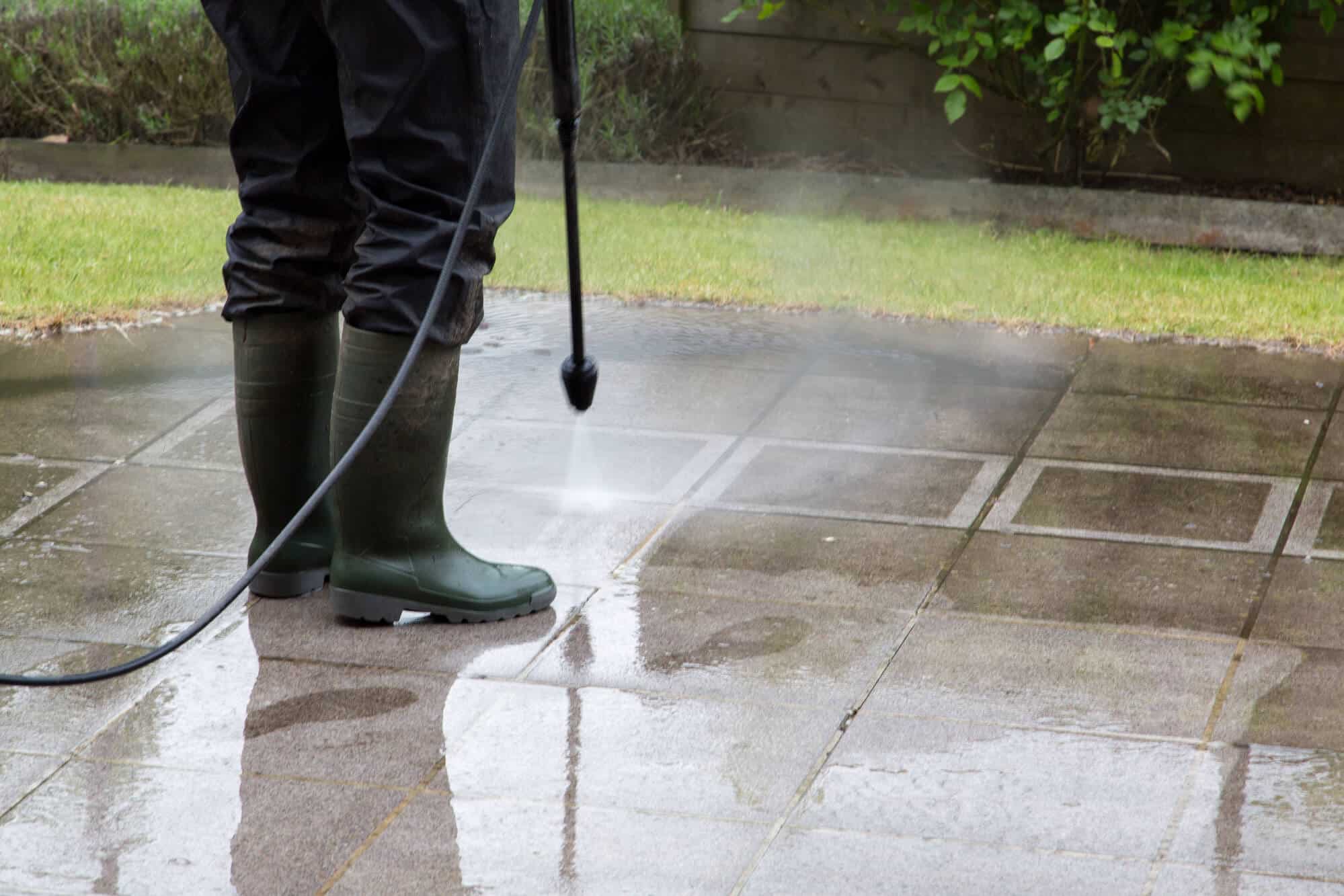 Outdoor Floor Cleaning High Pressure Water Jet in Mandeville - Big Easy Pressure Washing