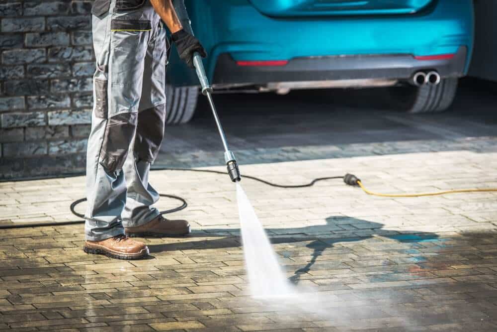 How to Clean a Brick House in the New Orleans area