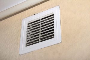 Negative Air vs Brush Agitation in Duct Cleaning