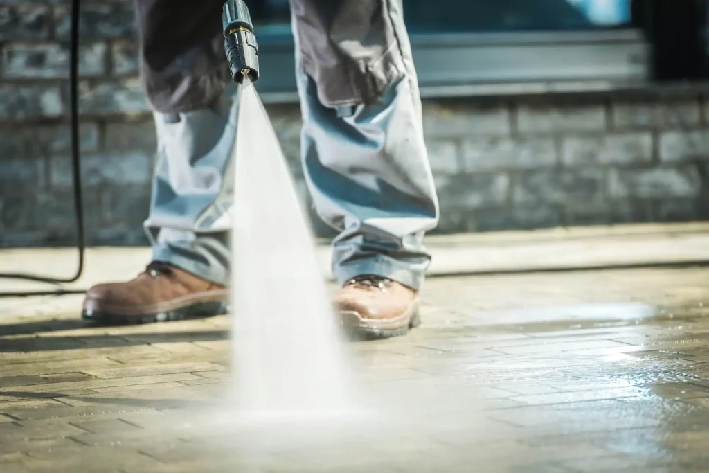 How to Remove Rust Stains From Concrete in the New Orleans area