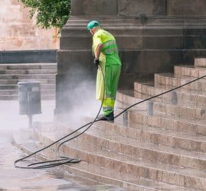 Pressure Washing in Jefferson Parish and Eastbank: What Actually Matters